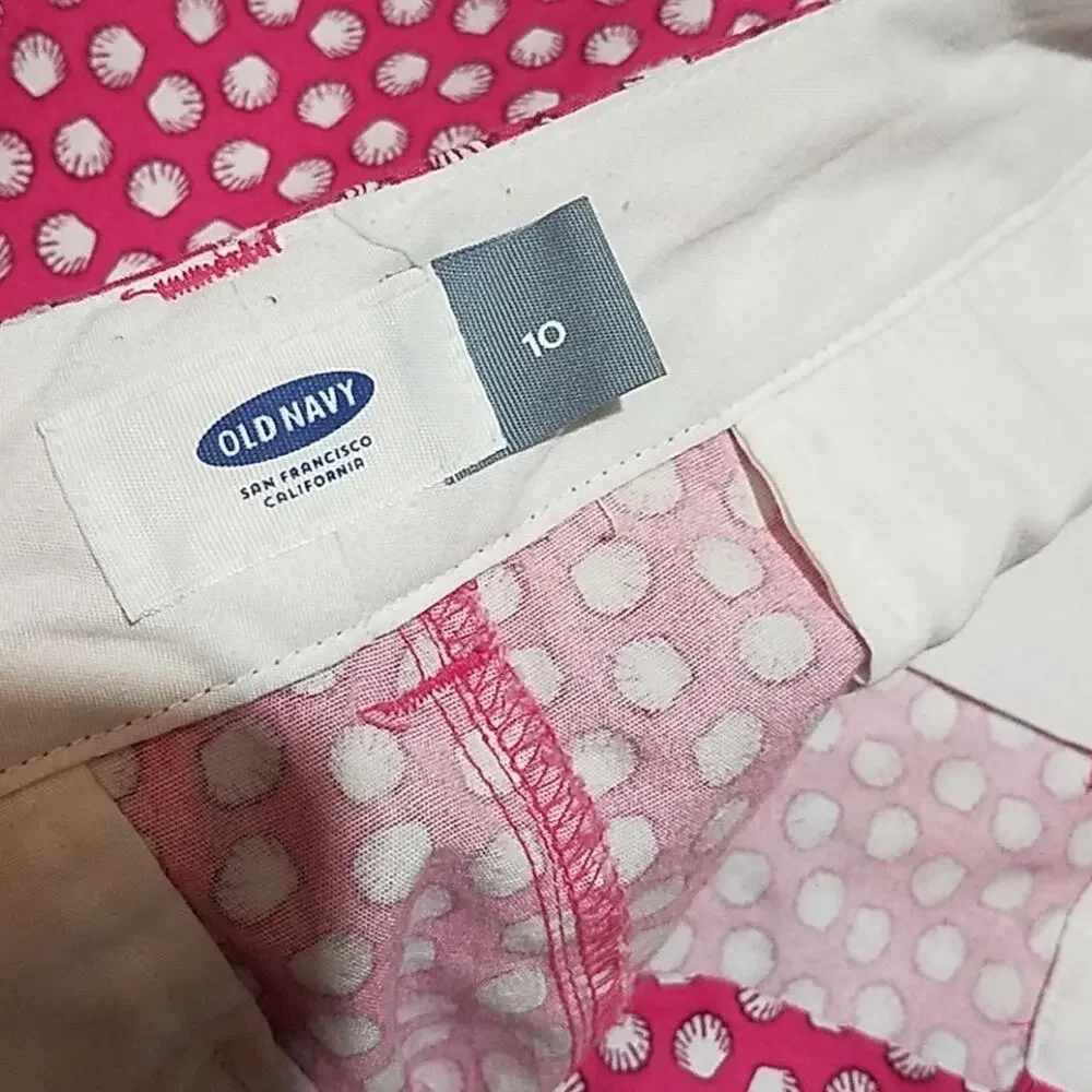 Old Navy size 10 pink seashell shorts